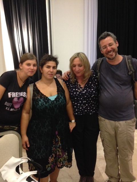 חנה קופרמן (שניה מימין) ופעילי הפורום הישראלי לשמירה על החופים, יואל חסין, מתפקד בליכוד אינו בתמונה